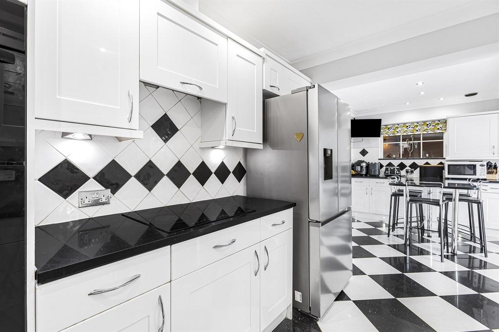 Kitchen/Breakfast Ro