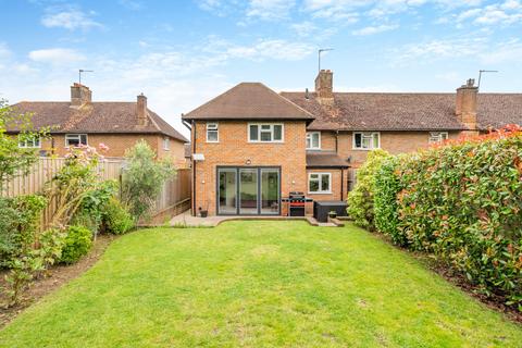 3 bedroom end of terrace house for sale, Plantation Way, Amersham