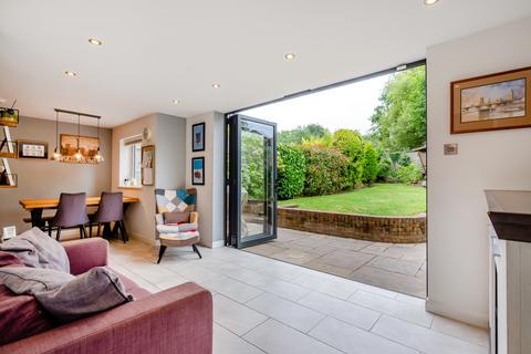 3 bedroom end of terrace house for sale, Plantation Way, Amersham