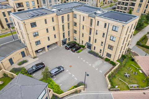 2 bedroom flat for sale, Osprey Drive, Trumpington, CB2