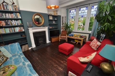3 bedroom terraced house to rent, Vennard Gardens, Strathbungo, Glasgow, G41 2DB