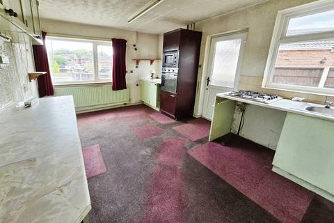 2 bedroom bungalow for sale, Derwent Close, Attenborough, NG9 6BX