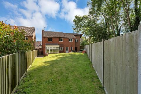 5 bedroom detached house for sale, St. Phillips Road, Loughborough LE12