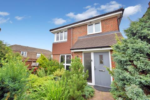 3 bedroom detached house for sale, Trevale Road, Rochester, ME1