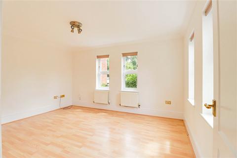 12 Strawberry Crescent, London Colney, St Albans, AL2 1US