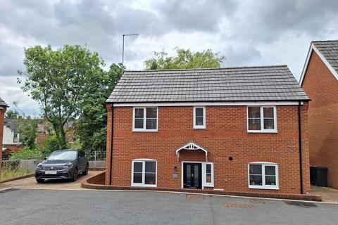 3 bedroom detached house for sale, Silverbirch Close, Hartshill, Nuneaton. CV10 0XW