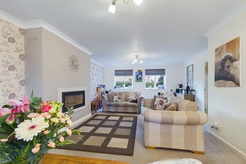 5 bedroom detached house for sale, Spinney Field, Ellington, Cambridgeshire.