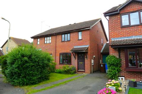 3 bedroom semi-detached house for sale, Beaulieu Close, Banbury