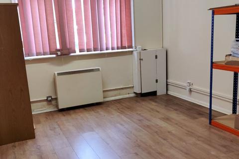 Office to rent, Bowling Green Road, Kettering, Northamptonshire, NN15