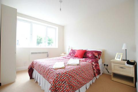 2 bedroom flat to rent, Wastdale Road Forest Hill SE23