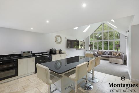 The Briars Epping Road, North Weald, Epping, CM16 6LA
