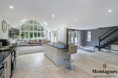 The Briars Epping Road, North Weald, Epping, CM16 6LA