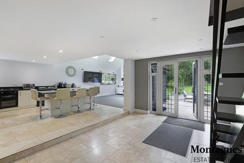 The Briars Epping Road, North Weald, Epping, CM16 6LA