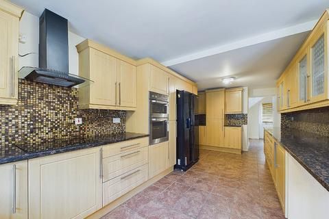 5 bedroom end of terrace house for sale, Ladbrooke Crescent, Sidcup DA14