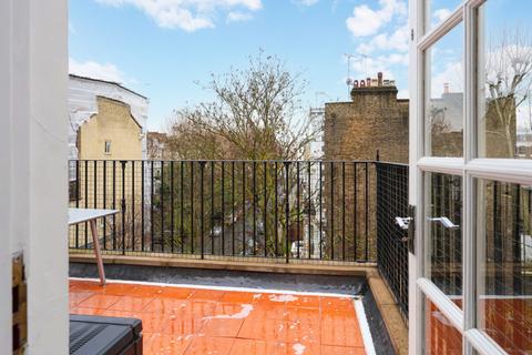 3 bedroom apartment to rent, Marloes Road, London, W8
