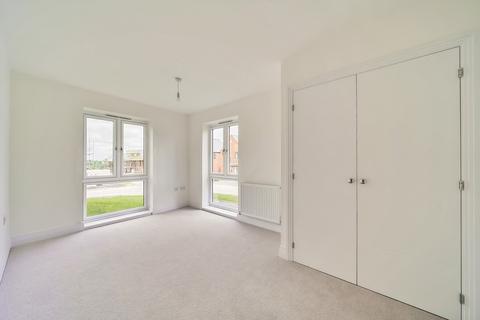 2 bedroom apartment for sale, Kings Barton, Andover Road, Winchester, Hampshire, SO22