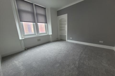 1 bedroom flat to rent, Wilson Street, Alexandria G83