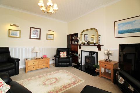 21 Allanvale Road, Prestwick, KA9 1QX