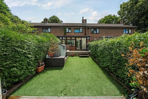 3 bedroom terraced house for sale, Neuvic Way, Whitchurch, RG28 7JT