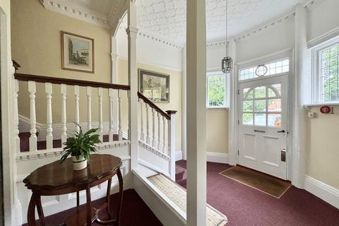 72b Wickham Road, Beckenham, BR3 6QH