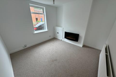 2 bedroom terraced house to rent, Welham Street, Grantham, NG31
