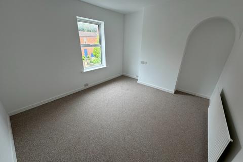 2 bedroom terraced house to rent, Welham Street, Grantham, NG31