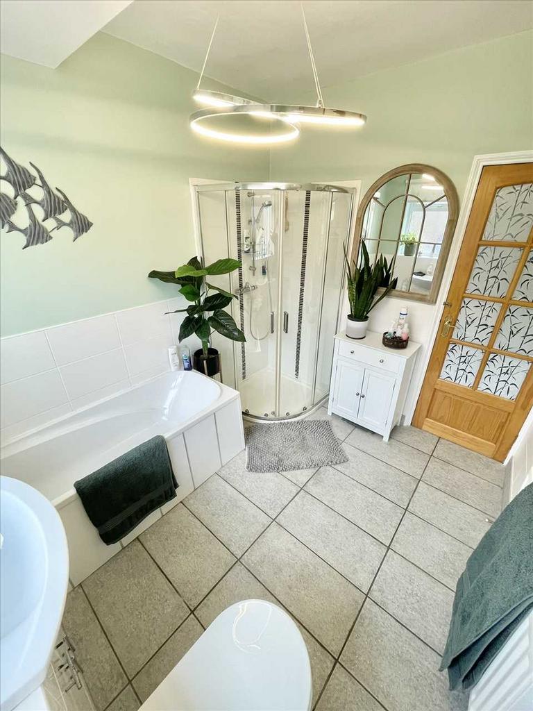 Bathroom/w.c.