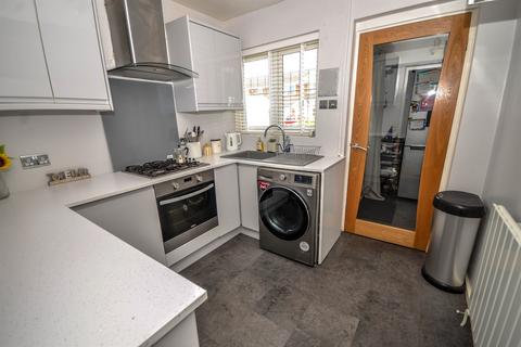 3 bedroom end of terrace house for sale, Gleneagles, South Shields