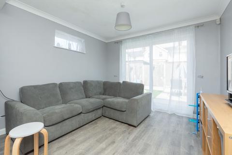 37 Sewell Close, Birchington, CT7 0BP