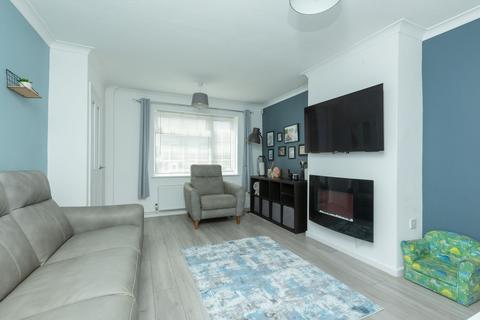 37 Sewell Close, Birchington, CT7 0BP