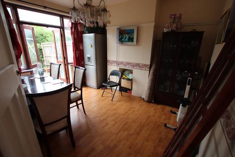 3 bedroom terraced house for sale, Horncastle Road, London SE12