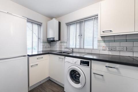 1 bedroom flat for sale, 1 Worcester Close, London, NW2 6YQ