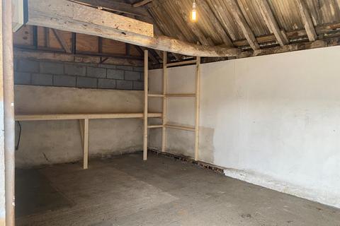 Storage to rent, Southend