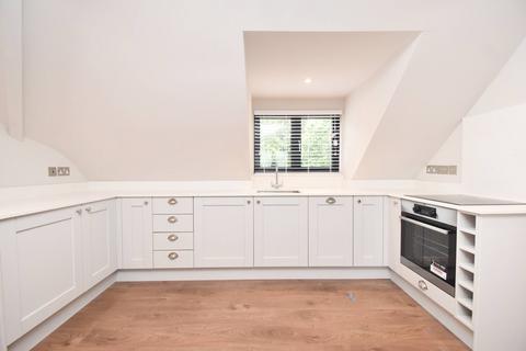 undefined, Charlton Avenue, Walton-on-Thames, KT12