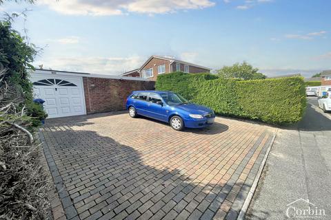 4 bedroom detached house for sale, Runnymede Avenue, Bournemouth, Dorset