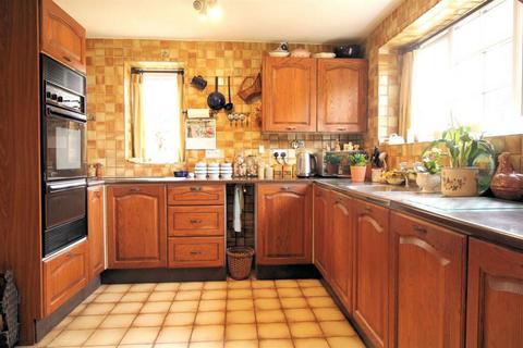 2 bedroom cottage for sale, Lower Road, Castle Rising, King's Lynn, Norfolk, PE31 6AD