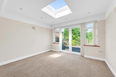 28 Wren Road, Sidcup, DA14 4NG
