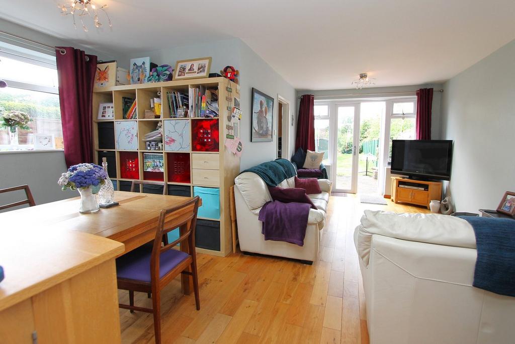 Mount Pleasant, Kingswinford, DY6 3 bed semidetached house for sale