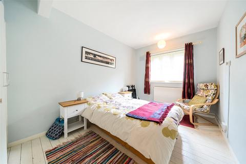 2 bedroom apartment for sale, Holmewood Gardens, Lambeth SW2