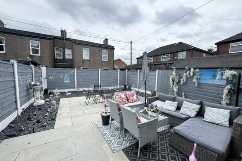 3 bedroom end of terrace house for sale, Elsdon Drive, Gorton