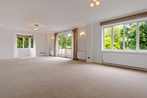 3 bedroom flat for sale, Addison Road, London, W14