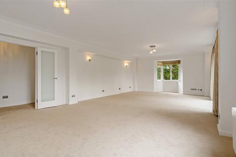 3 bedroom flat for sale, Addison Road, London, W14