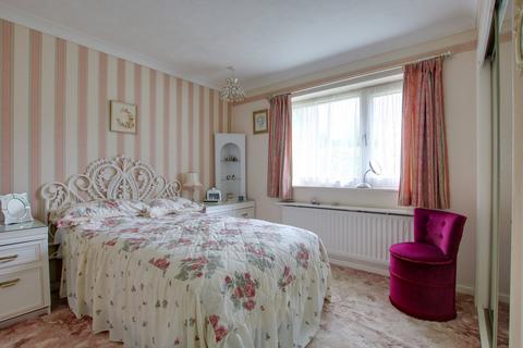 34 Ashley Park, Ashley Heath, Ringwood, BH24 2HB