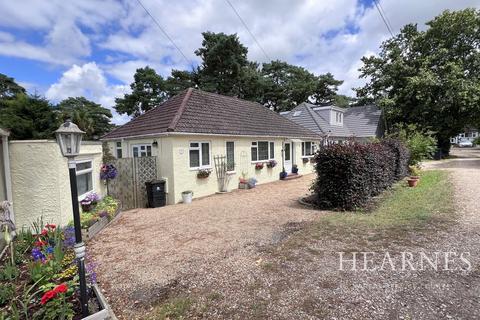 3 bedroom bungalow for sale, Hillcrest Avenue, Ferndown, BH22