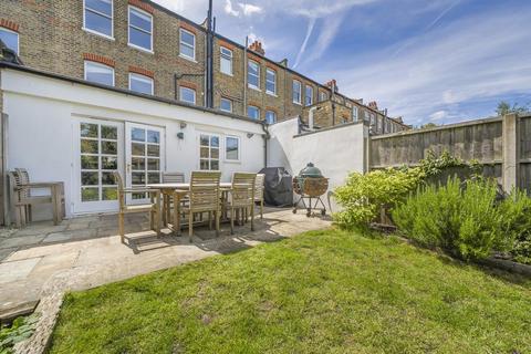 45 Moring Road, London, SW17 8DN