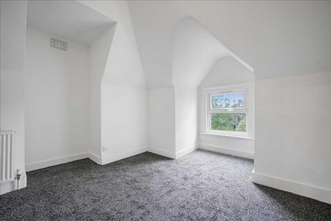 1 bedroom apartment to rent, Baldry Gardens, Streatham