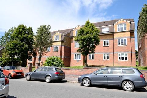 2 bedroom flat for sale, Braeburn Court, Park Road