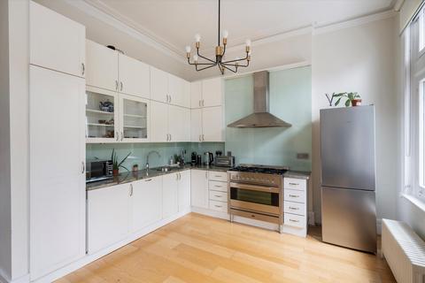 2 bedroom flat for sale, Palace Court, Bayswater, London, W2