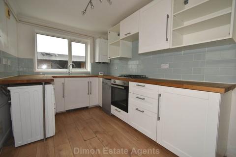 2 bedroom end of terrace house for sale, Victoria Place, Gosport