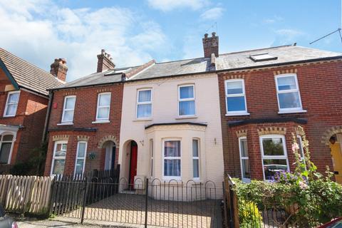 2 bedroom terraced house for sale, Middle Road, Lymington, SO41